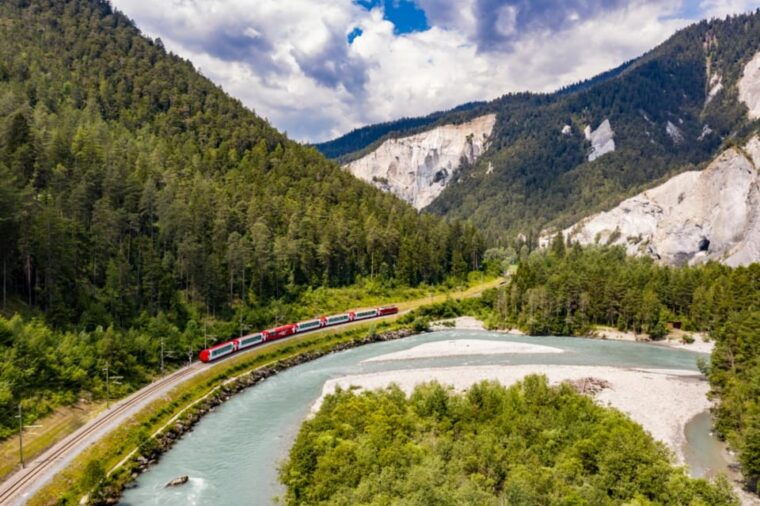 Basel: Swiss Alps Glacier Express Train Ride & Lucerne Tour - Discovering Lucernes Charm