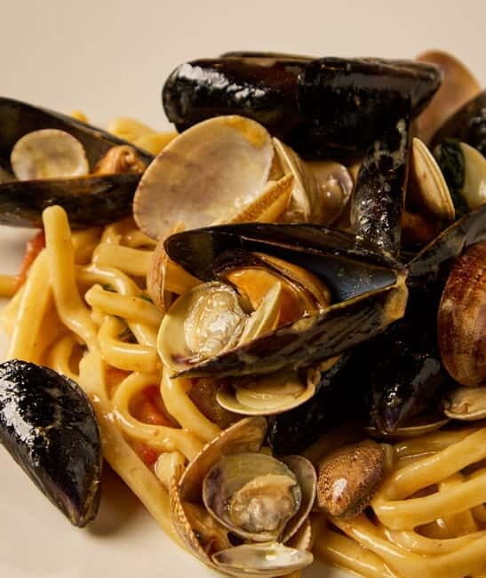 Basic fish tasting menu at the Signora Bettola restaurant - Exploring the Experience: A Deep Dive into the Seafood Tasting Menu