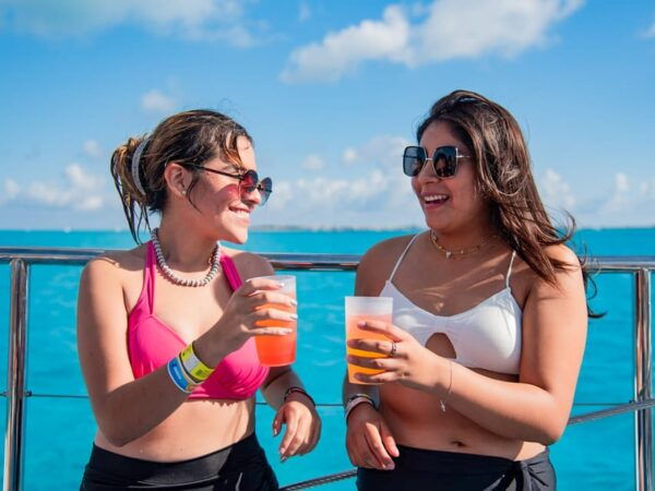 BASIC ISLA MUJERES CATAMARAN - Suitability and Restrictions