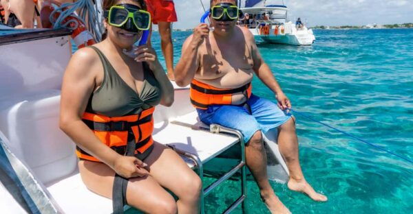 Basic Tour Isla Mujeres and Open Bar - Snorkeling and Swimming