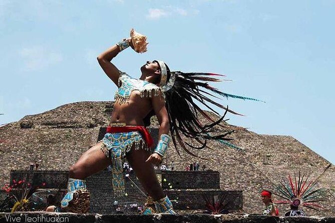 Basilica and Teotihuacan Tour in Spanish, from Mexico City - Good To Know