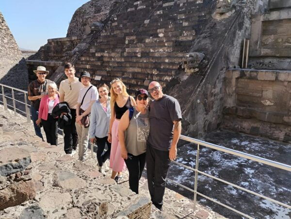 Basilica of Guadalupe Teotihuacan With Transportation Included - Exploring Teotihuacan and Guadalupe