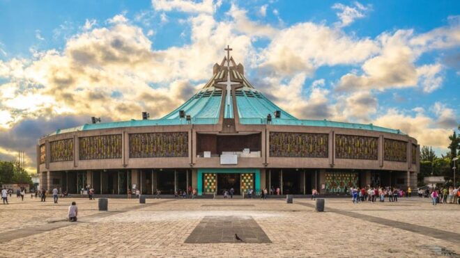 Basilica of Our Lady of Guadalupe: Private Tour + Transport - Inclusions and Exclusions