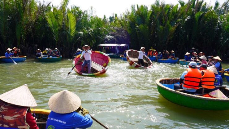 Basket Boat at Coconut Village, Kitchen Show and Big Lunch - Experience Offered