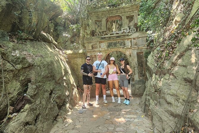Basket Boat -Buffalo -Small Ethic Group Gallery & Marble Mountain - The Sum Up