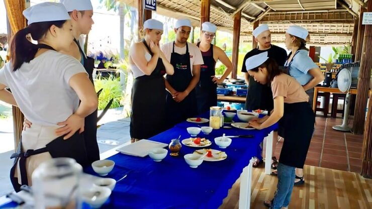 Basket Boat Tour With Lantern-Making and Cooking Class - Experience Highlights