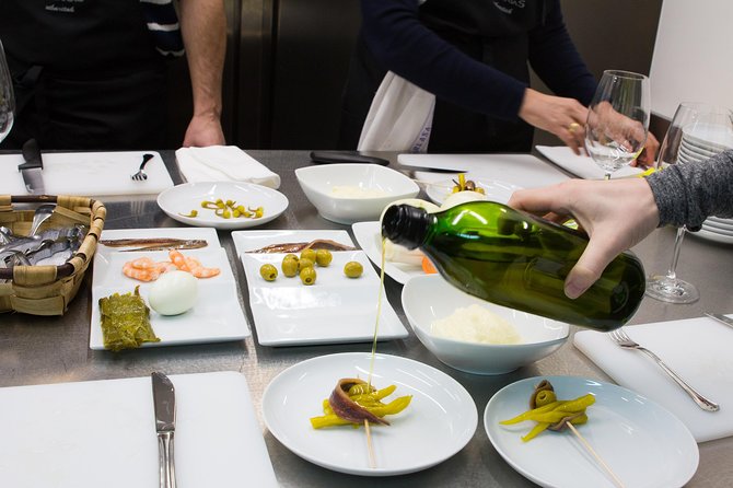 Basque Pintxos and Traditional Dishes Cooking Class - What To Expect