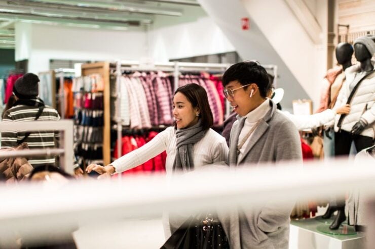Batavia Stad Fashion Outlet: VIP Day Pass and Coffee & Treat - Experience