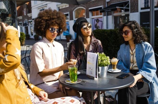 Batavia Stad Fashion Outlet: VIP Day Pass and Coffee & Treat - Booking Details