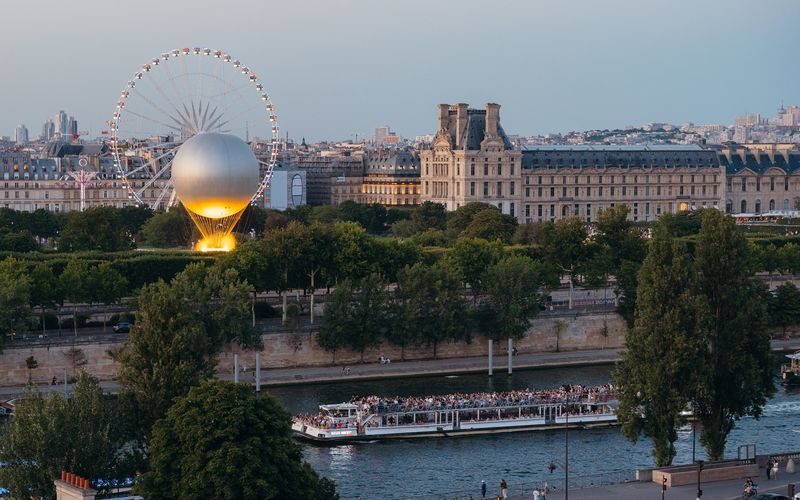Bateaux Mouches 1-Hour Sightseeing Cruise in Paris - Who will enjoy this cruise most