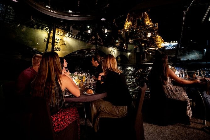 Bateaux Parisiens Seine River Gourmet Dinner & Sightseeing Cruise - Atmosphere and Ambiance