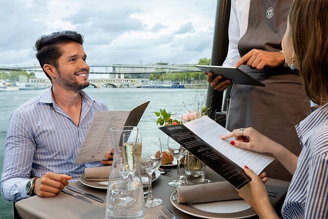 Bateaux Parisiens Seine River Gourmet Lunch & Sightseeing Cruise - Booking and Flexibility