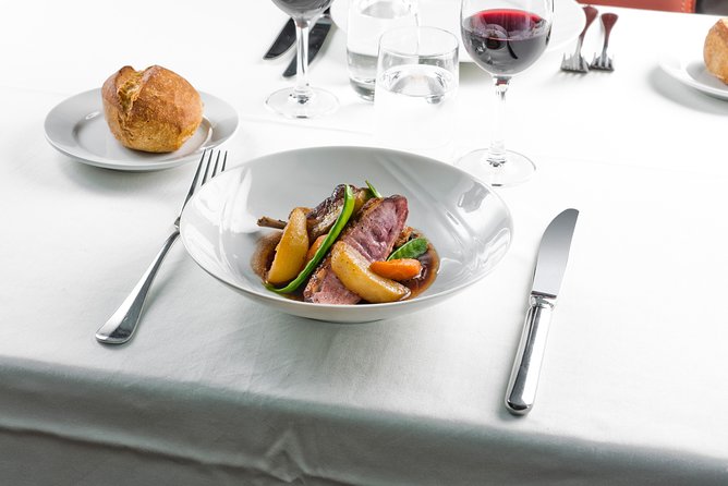 Bateaux Parisiens Seine River Gourmet Lunch & Sightseeing Cruise - Reasons to Choose This Tour