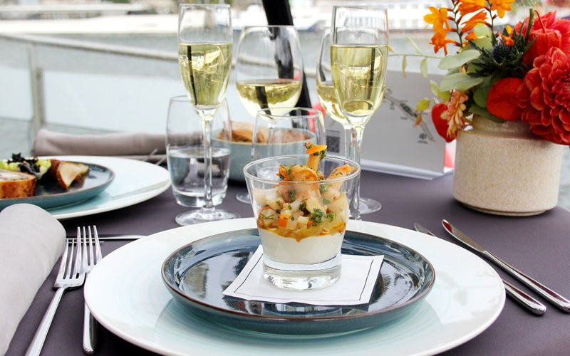 Bateaux Parisiens Seine River Lunch Cruise - Who Will Get the Most from This Cruise