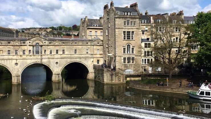Bath: 1.5-Hour Walking Tour With Blue Badge Tourist Guide - Activity Details