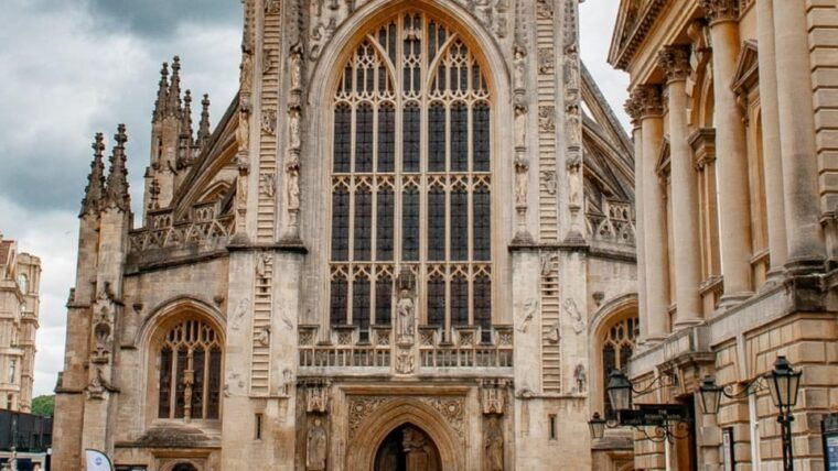 Bath: City Walking Tour & Exploration Game - Authentic Experiences, Not Just Sightseeing  