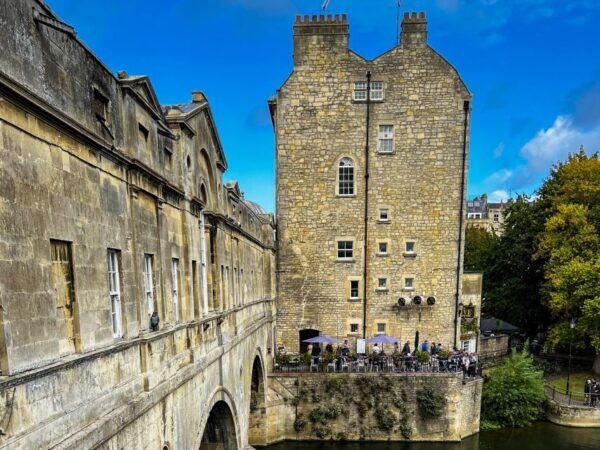 Bath: Mystery Urban Adventure City Exploration Game - Common Questions