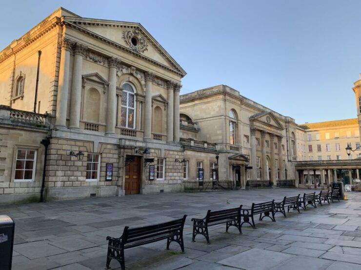 Bath: Private Walking Tour With a Blue Badge Tourist Guide - Experience Highlights