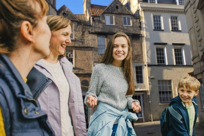 Bath: Self-Guided City Sightseeing Treasure Hunt - Full Description