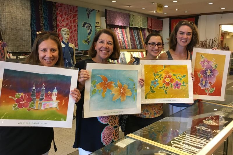 Batik Drawing and Coloring Workshop in Kuala Lumpur - Your souvenir may need an overnight stay