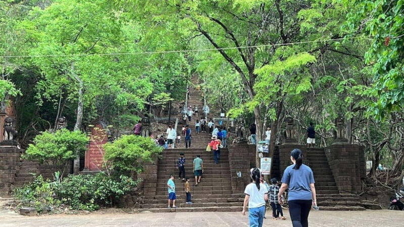 Battambang, Bamboo Train, Killing Cave Tour From Siem Reap - Good To Know