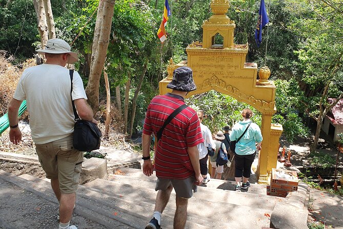 Battambang Day Trip From Siem Reap - Bamboo Train, Killing Cave - Meeting and Pickup Instructions