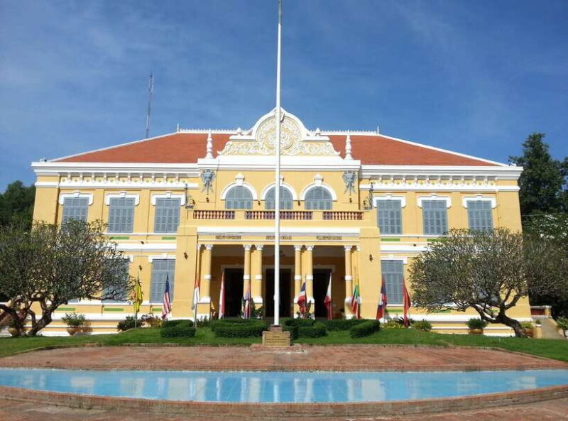 Battambang: Tuk-Tuk, Bamboo Train, Killing/Bat Caves, Sunset - Practical Tips for Travelers