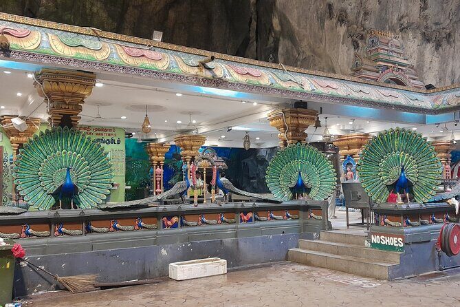 Batu Cave and Kuala Lumpur Heritage Tour by Train and Walking - Authentic Insights from Reviews