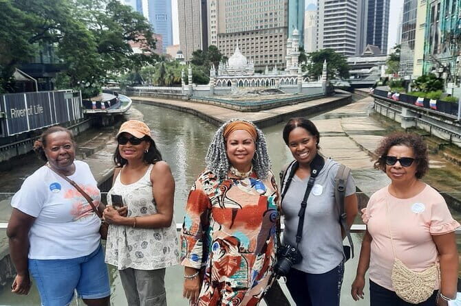 Batu Caves And Putrajaya Cruise Excursion Tour From Port Klang - Seri Wawasan Bridge: The Futuristic Marvel