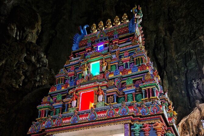 Batu Caves and Sari Experience with Batik Workshop - Exploring the Itinerary in Detail  