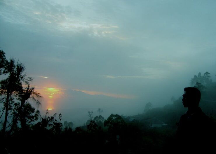 Batur UNESCO Geopark Network: Trekking Tour to Caldera Batur - Live Tour Guide and Pickup Details