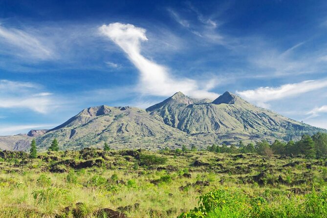 Batur Volcano Sunrise Jeep Tour and Floating Temple - Itinerary Overview