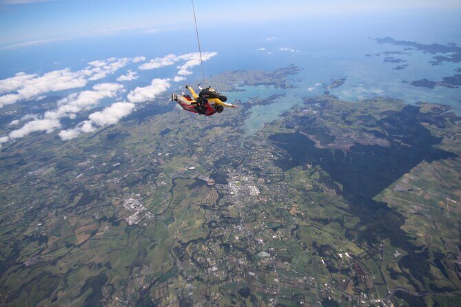 Bay of Islands: 9000ft Skydive - Good To Know