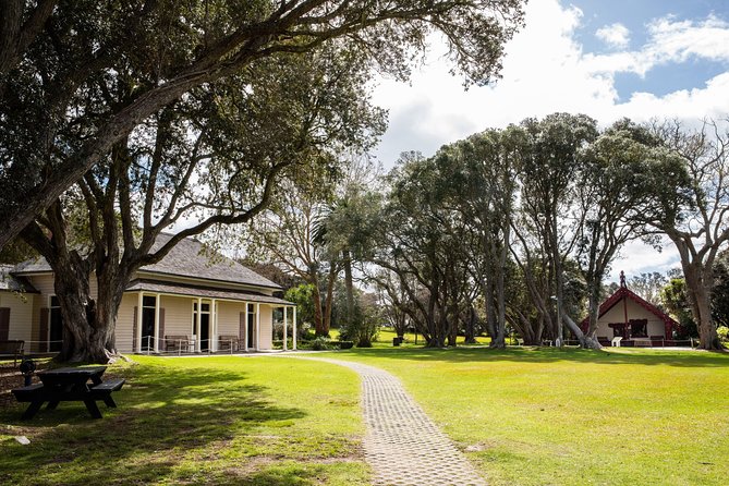 Bay of Islands Heritage Experience From Auckland Incl. Waitangi & Russell - Questions and Support