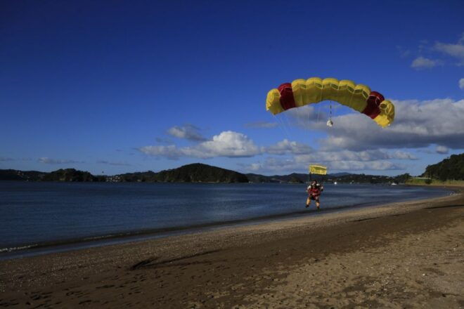 Bay of Islands: Tandem Skydive Experience - Booking and Availability