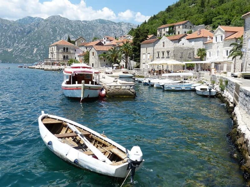 Bay of Kotor: 2.5-Hour Kayak Tour - Introduction to the Kayak Tour Experience