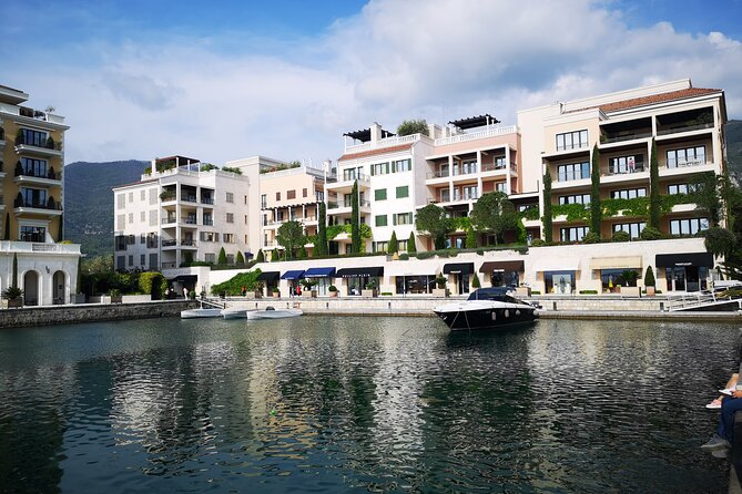 Bay of Kotor Tour by CRUISER TAXI DUBROVNIK - The Sum Up