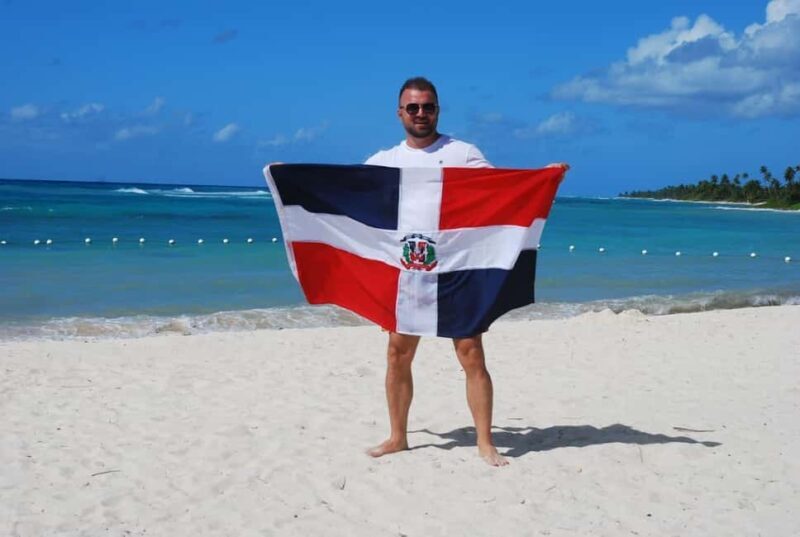 Bayahibe: Saona Island VIP Tour with Lunch & Drinks - Good To Know