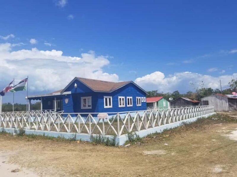 Bayahibe: Saona Island VIP Tour with Lunch & Drinks - The Exciting Speedboat Ride Along the Caribbean Coast