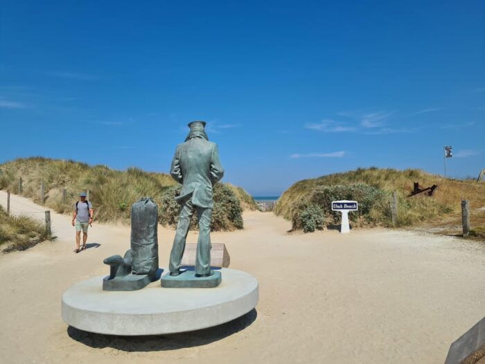 Bayeux: American D-day Tour With Transportation - Accessibility Features
