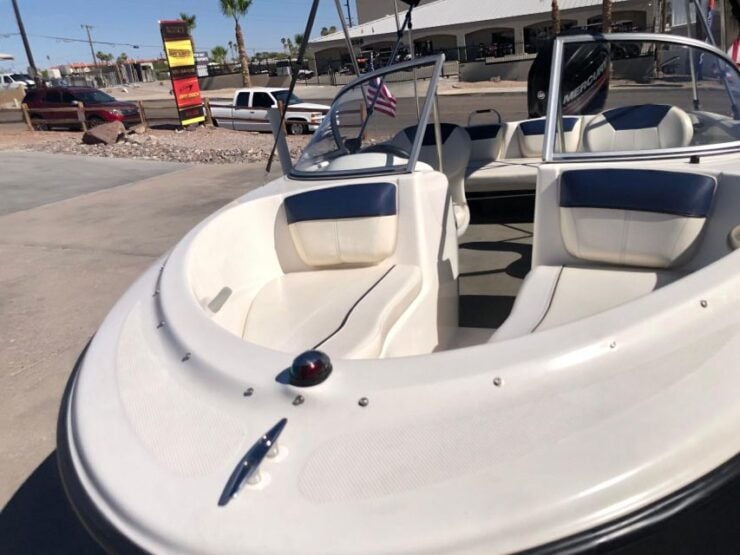 Bayliner Ski Boat - Features of Bayliner 160 Ski Boat