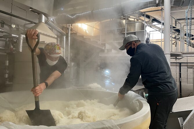 Be a Sake Brewer for a Day!Study Abroad Sake at Amabuki Sake Brewery in Saga - Indulge in a Traditional Lunch