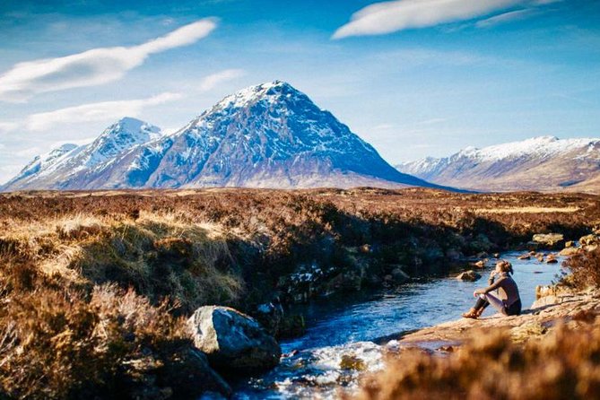Be Enchanted by the Breathtaking Scenery of the Scottish Highlands - Discovering the Serene Lochs
