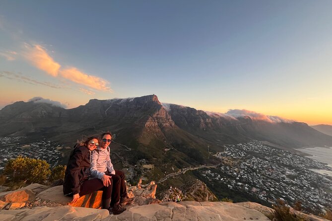 Be Insta-famous: Lions Head Hike & Hotel Pick-up - Hiking the Iconic Lions Head