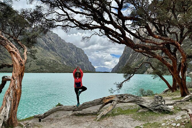 Beach Bliss Yoga in San Juan - The Experience: A Perfect Balance of Relaxation and Connection