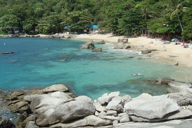 Beach Dive at the Great House Reef - Common Questions