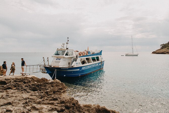 Beach Experience at Trebalúger - Positive Reviews