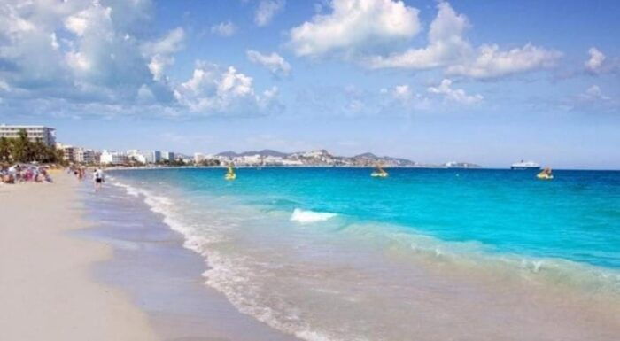 Beach HOPPING Ibiza ( Town ) - Figueretas - Playa D Bossa - Frequently Asked Questions