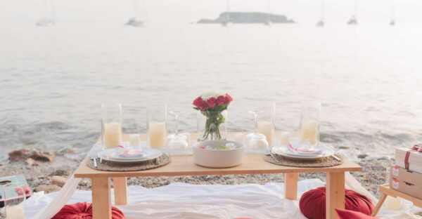 Beach Sunset Romance: Private Dinner - Location and Transportation