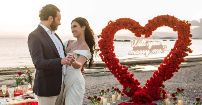 Beach Wedding Proposal in the Athenian Riviera - Gourmet Picnic Offerings
